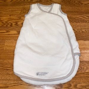 Newborn Luxury wearable blankets and sleeping sack-white